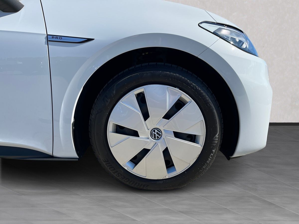 Hvid VW ID.3 fra 2023