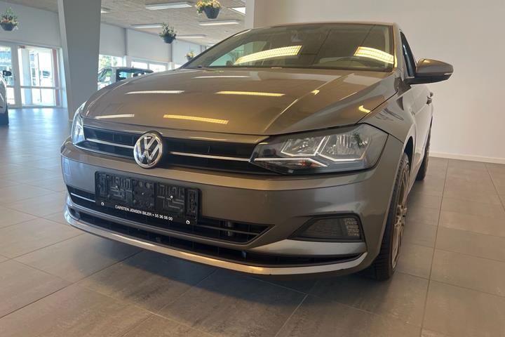 Grå VW Polo fra 2018
