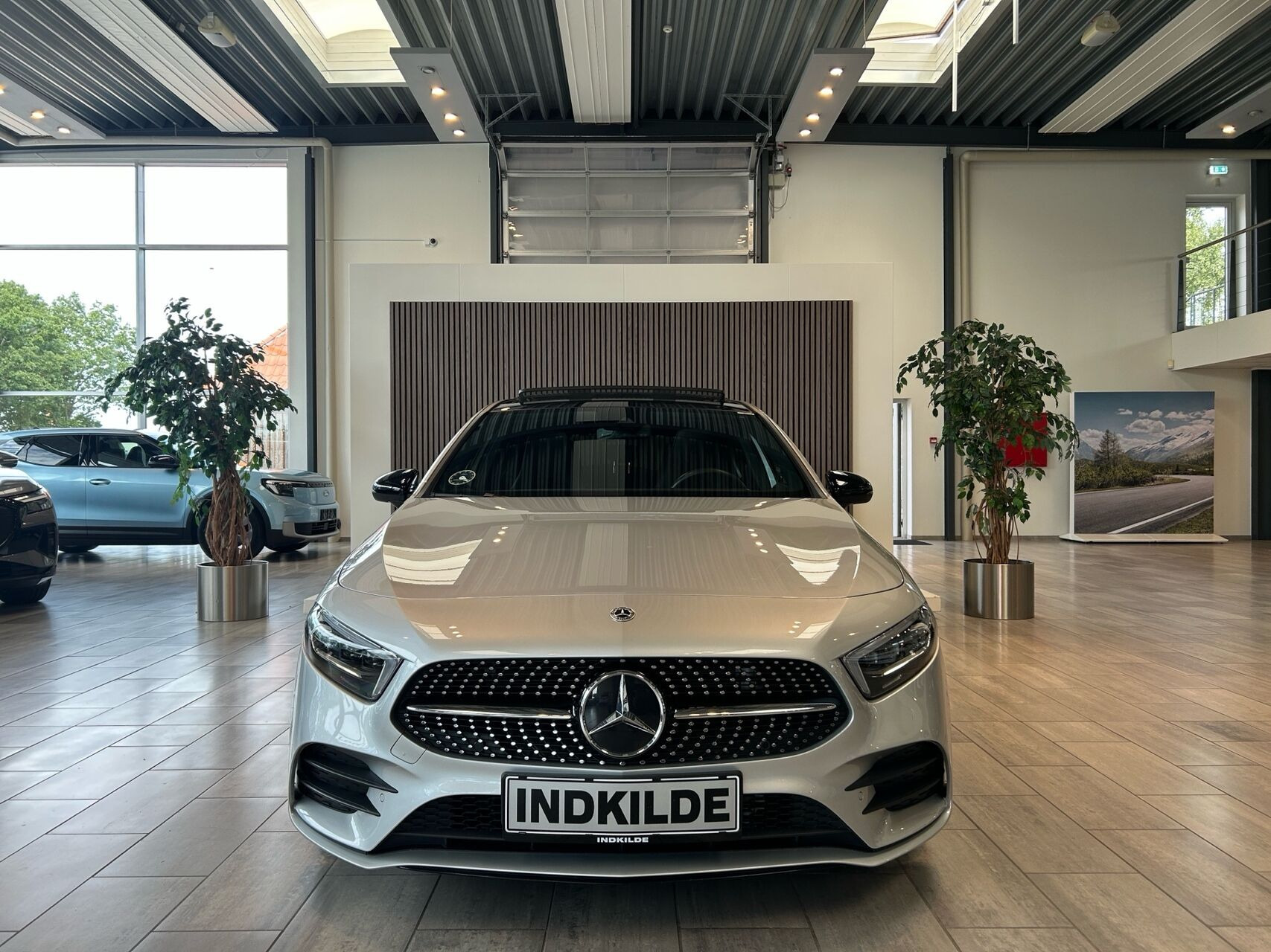 Sølv Mercedes A200 d fra 2022