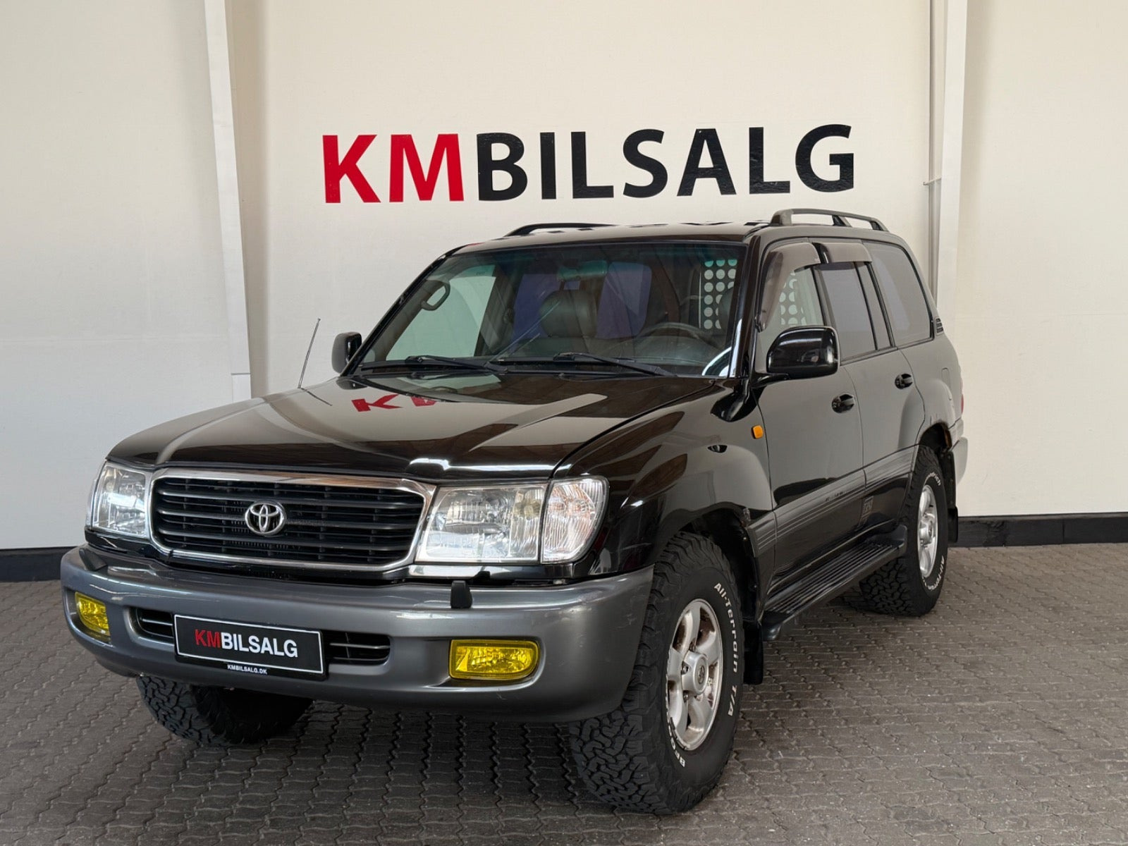 Sort Toyota Land Cruiser fra 2000