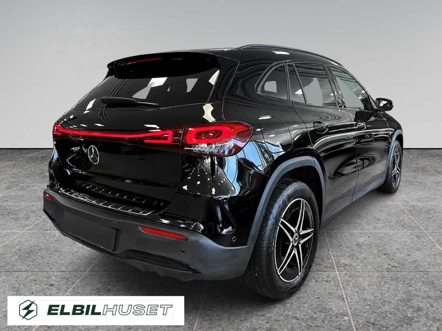 Sort Mercedes EQA250 fra 2023