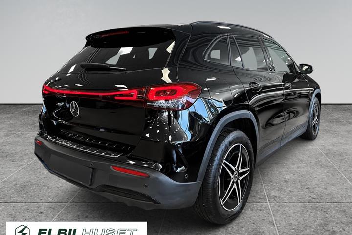 Sort Mercedes EQA250 fra 2023
