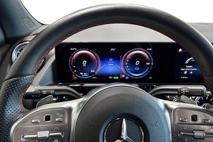 Sort Mercedes EQA250 fra 2023