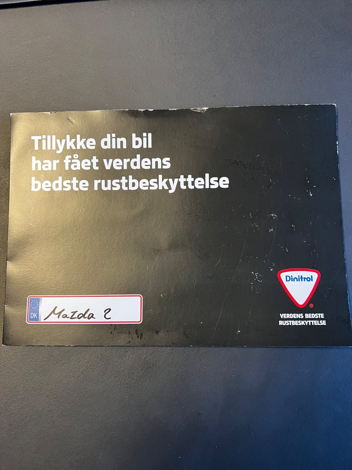 Rød Mazda 2 fra 2018