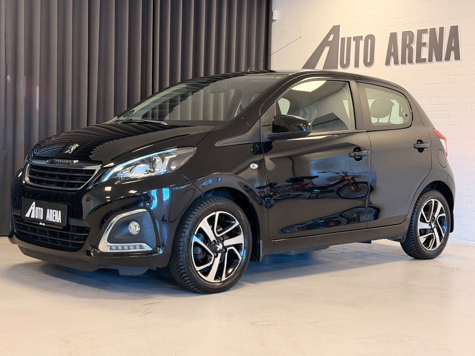 Peugeot 108 1,0 e-VTi 72 Allure+