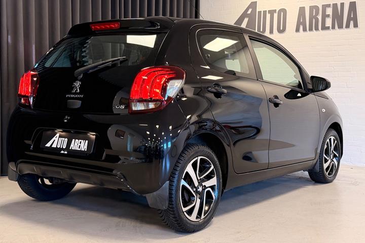 Sort Peugeot 108 fra 2020