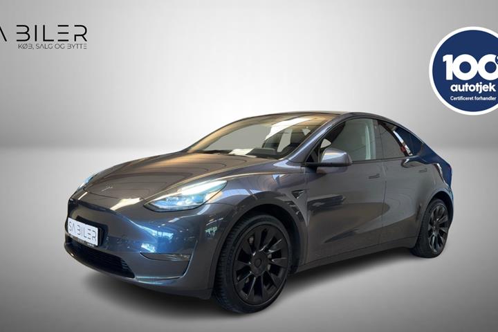 undefined Tesla Model Y fra 2022 set udefra