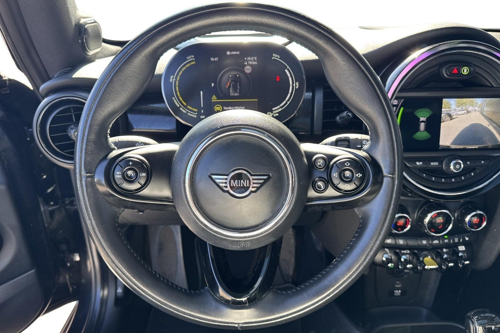 Sort Mini Cooper SE fra 2020
