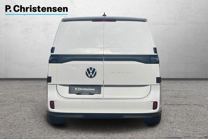 Hvid VW ID.Buzz fra 2023