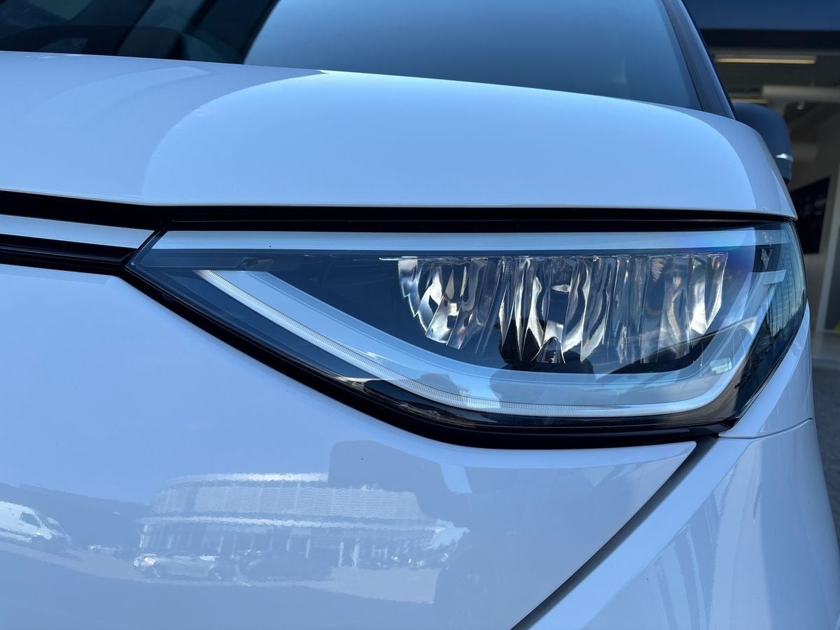 Hvid VW ID.Buzz fra 2023