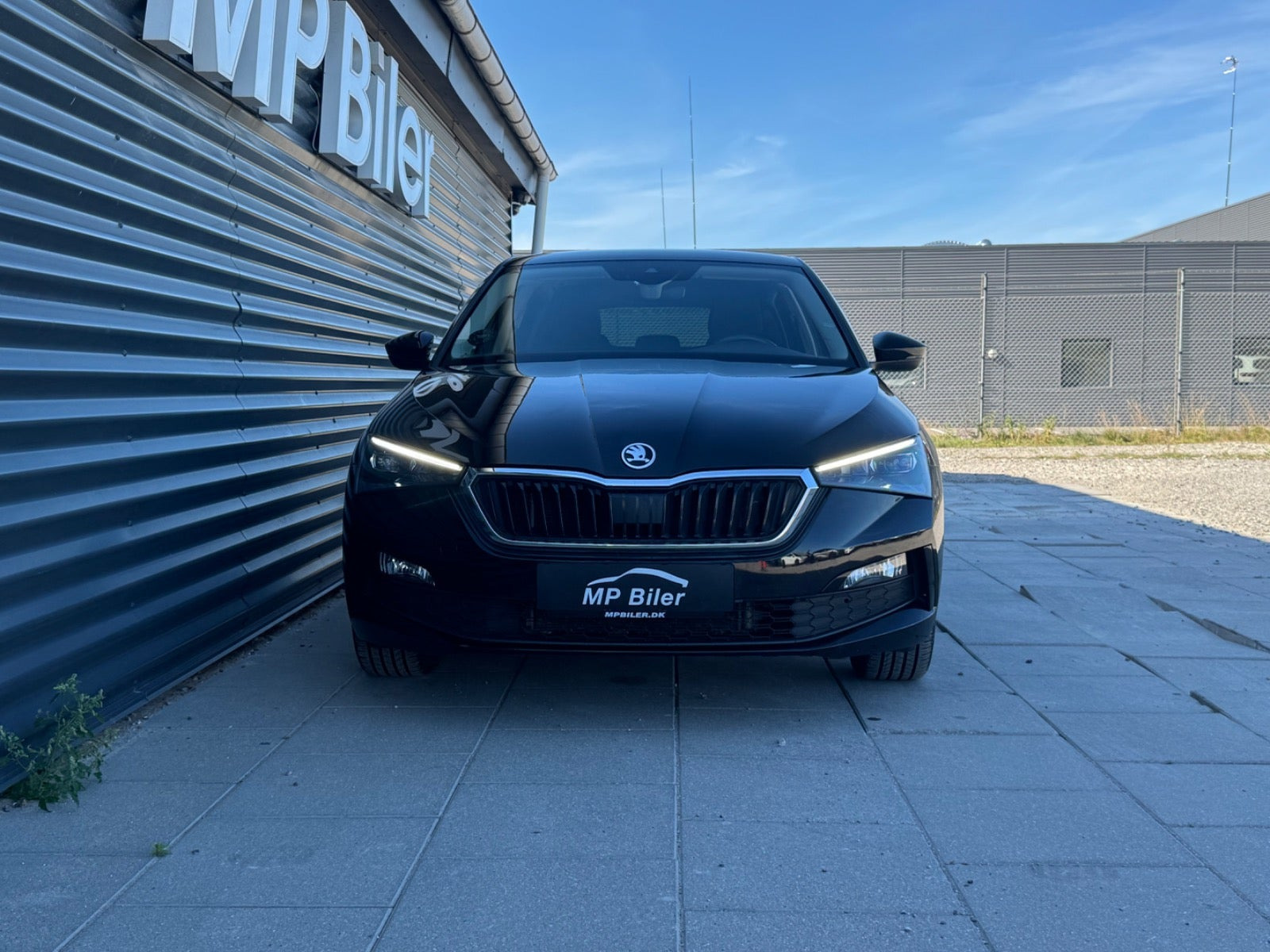 Sort Skoda Scala fra 2023