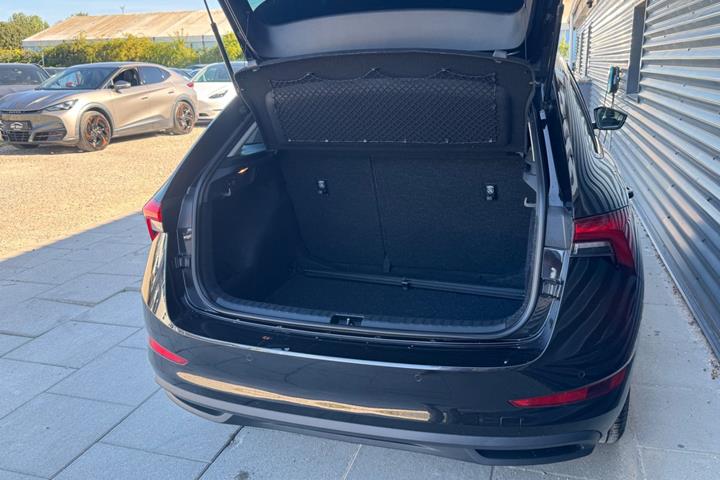 Sort Skoda Scala fra 2023