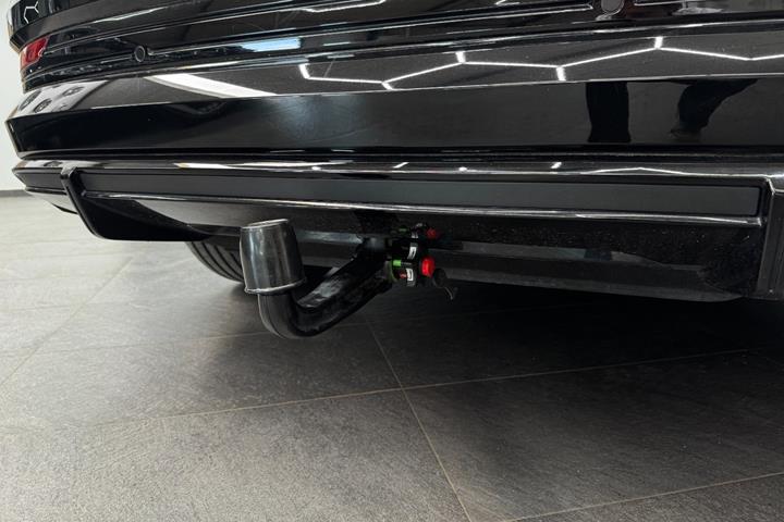 Sort Audi e-tron fra 2023