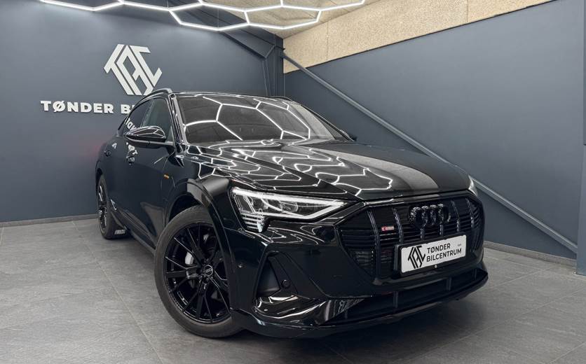 Audi e-tron 55 S-line quattro