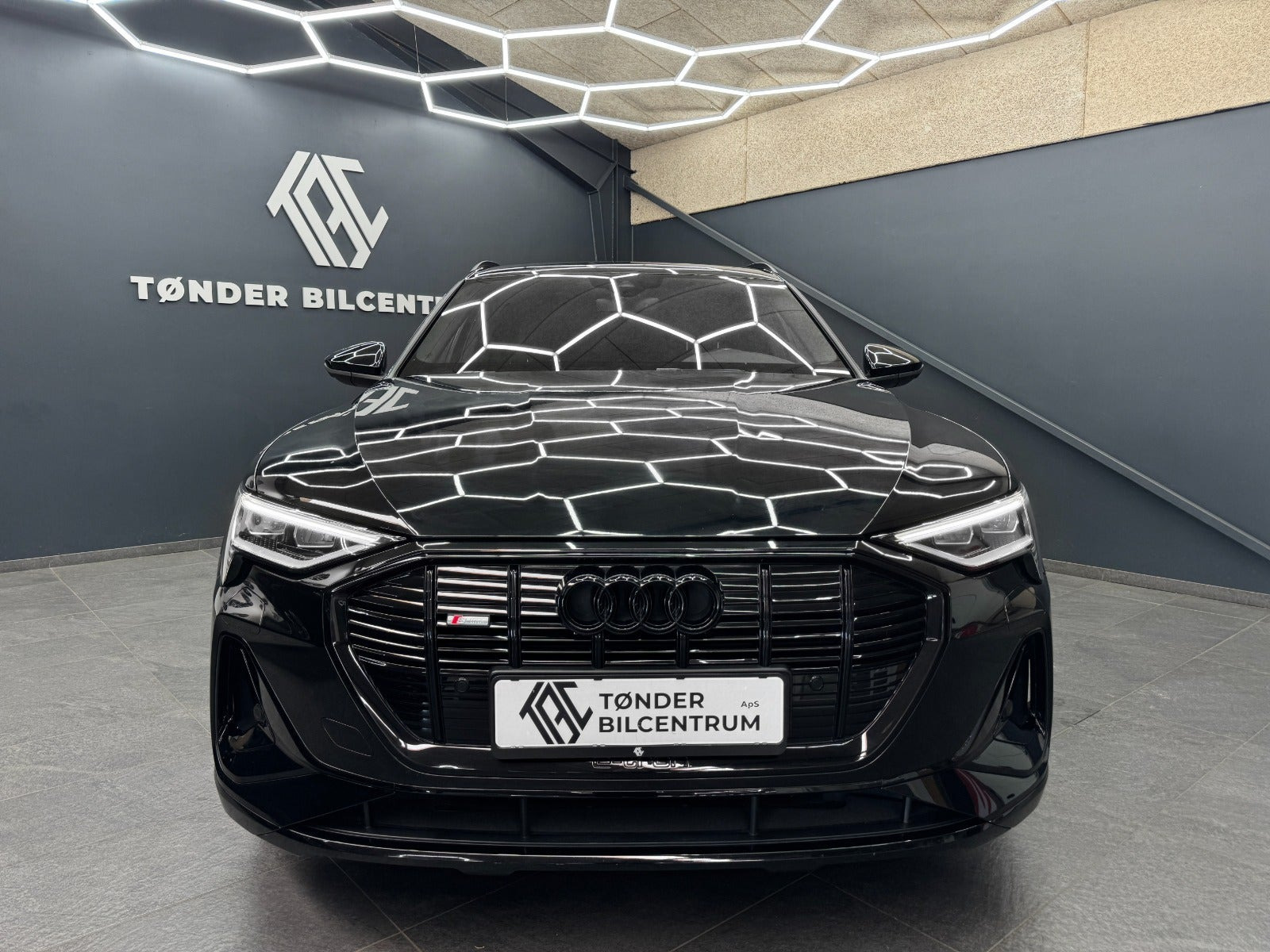 Sort Audi e-tron fra 2022