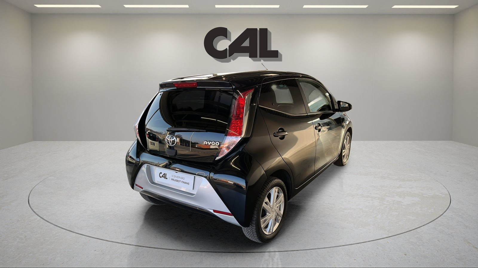 Sort Toyota Aygo fra 2017