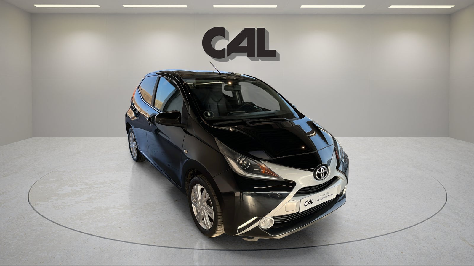Sort Toyota Aygo fra 2017