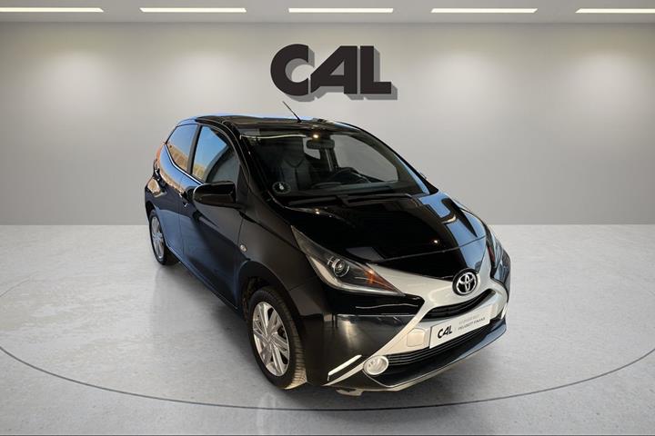 Sort Toyota Aygo fra 2017