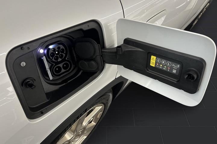 Hvid Mini Countryman E fra 2025