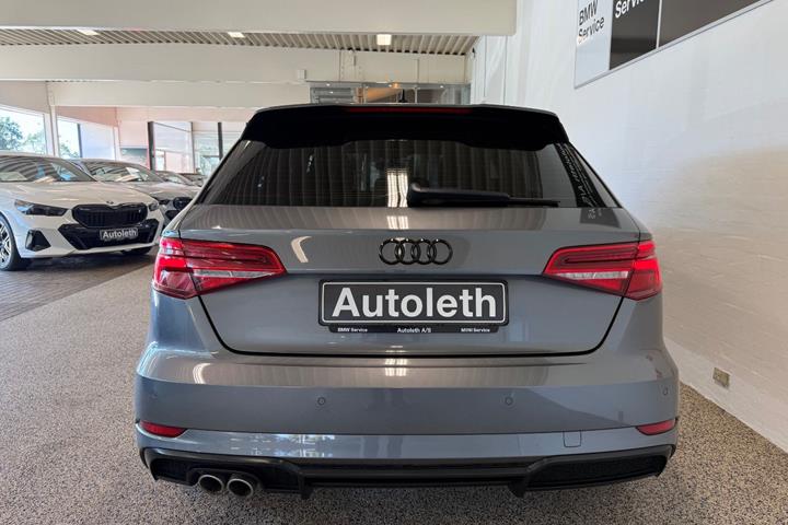 Gul Audi A3 fra 2020