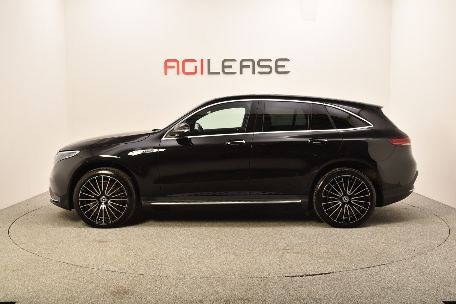 Sort Mercedes EQC400 fra 2021