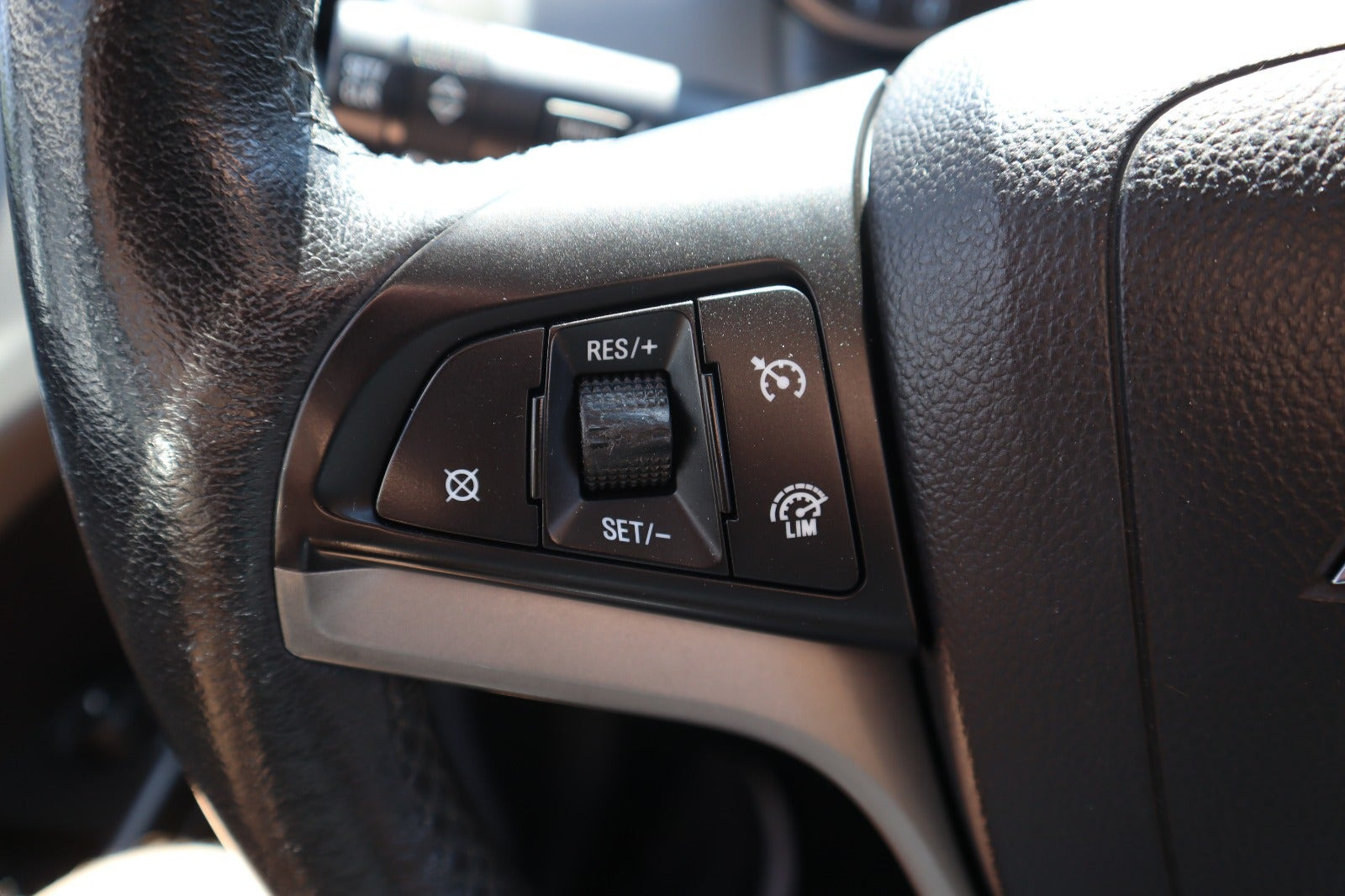 Blå Chevrolet Aveo fra 2012
