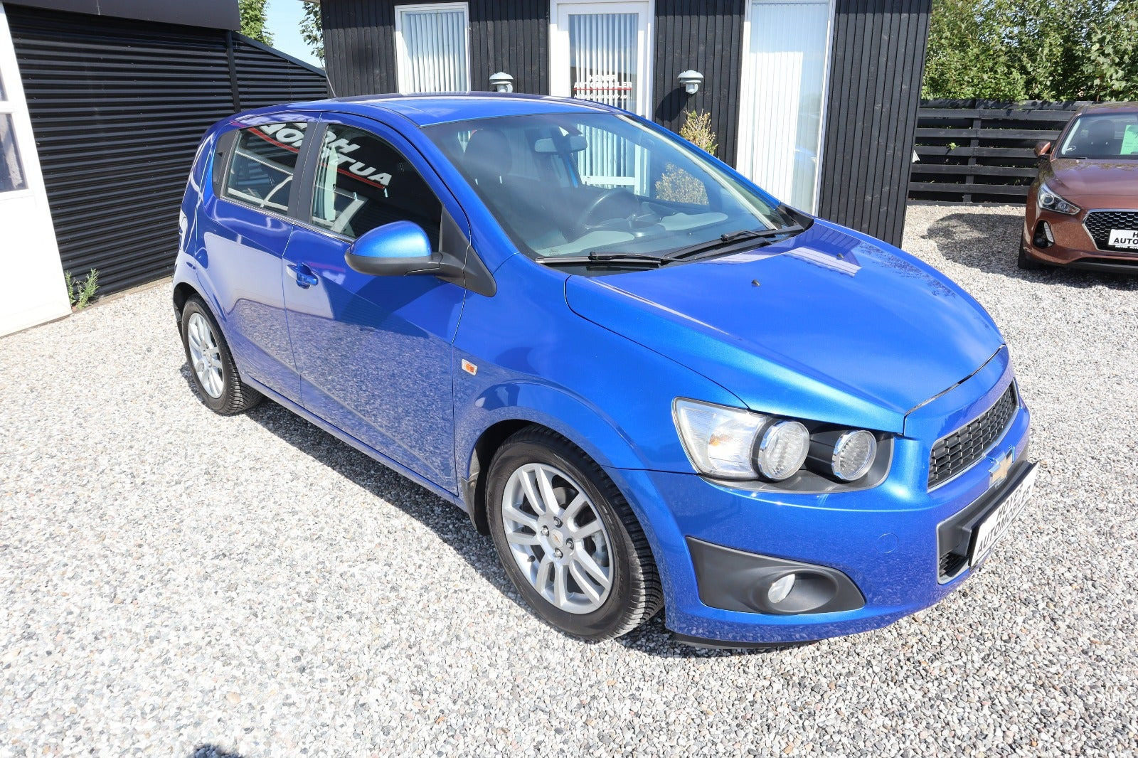 Blå Chevrolet Aveo fra 2012