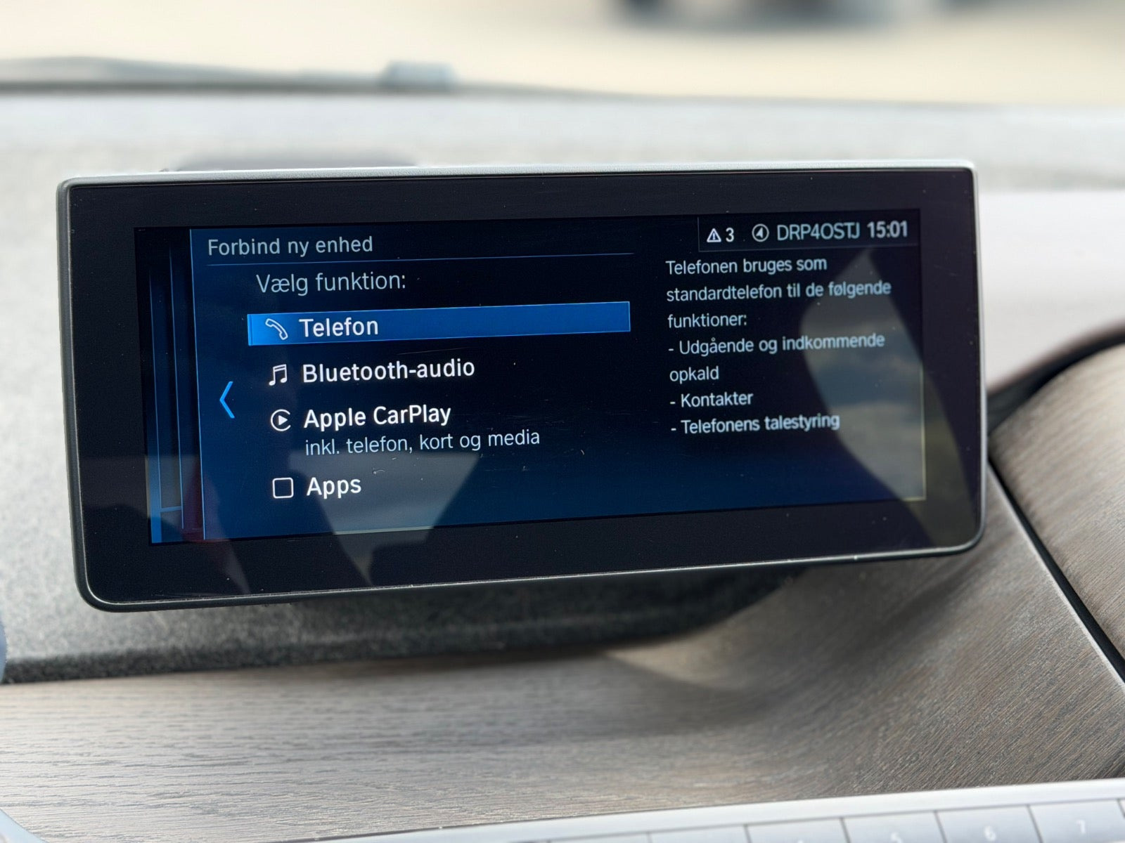 Orange BMW i3 fra 2020