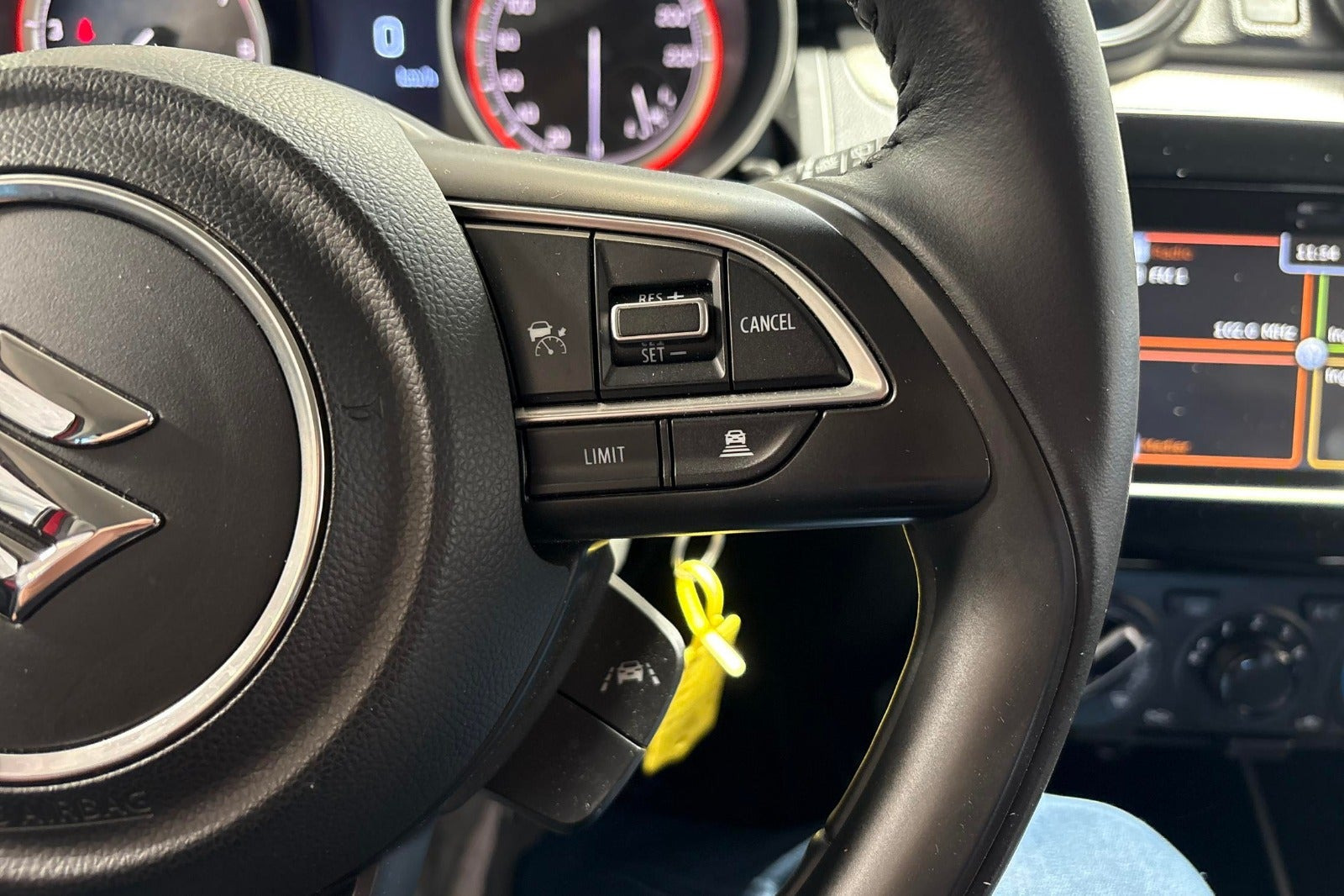 Rød Suzuki Swift fra 2020