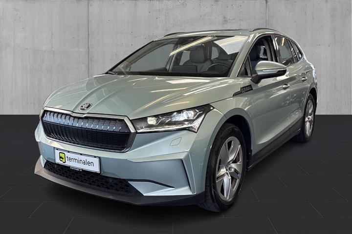 Blå Skoda Enyaq fra 2022