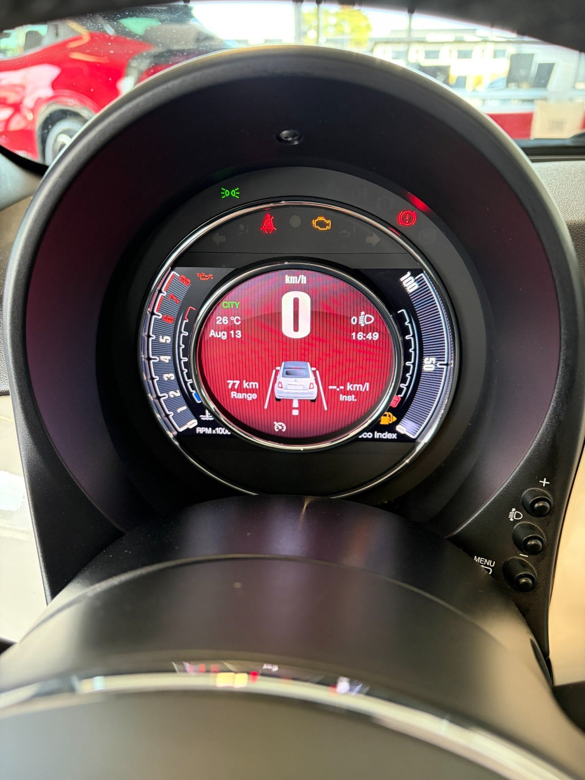 Grå Fiat 500C fra 2021