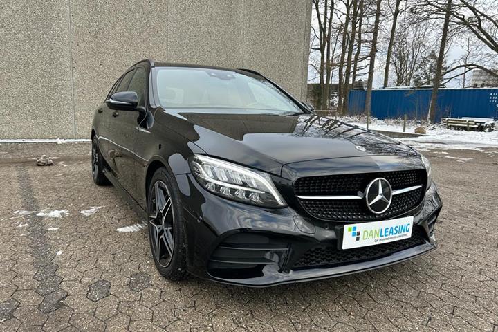 Sort Mercedes C220 d fra 2018