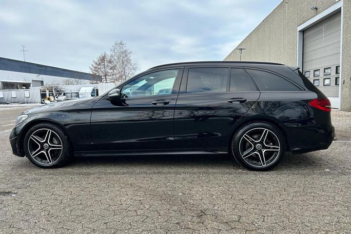 Sort Mercedes C220 d fra 2018