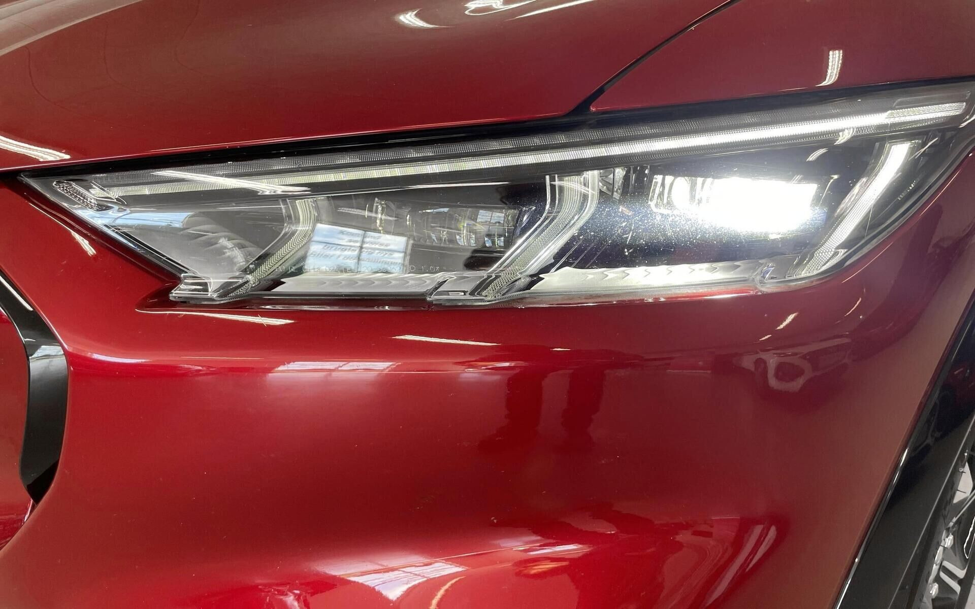 Rød Ford Mustang Mach-E fra 2022