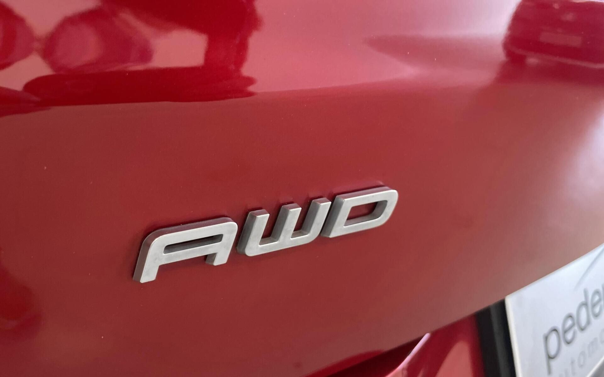 Rød Ford Mustang Mach-E fra 2022