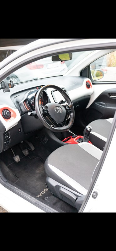 undefined Toyota Aygo fra 2015