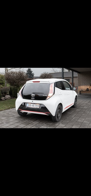 undefined Toyota Aygo fra 2015