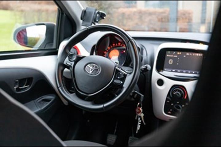 undefined Toyota Aygo fra 2015