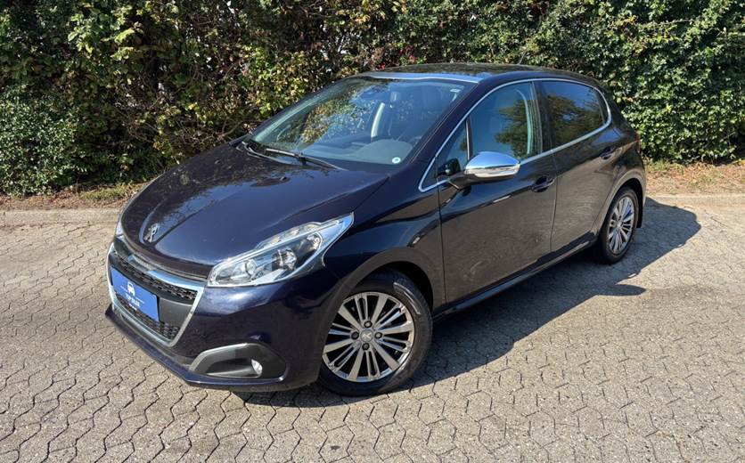 Peugeot 208 1,6 BlueHDi 100 Allure Sky