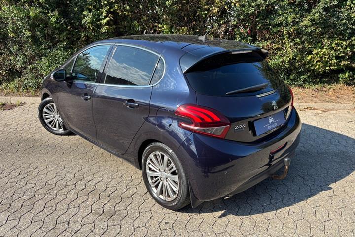 undefined Peugeot 208 fra 2018