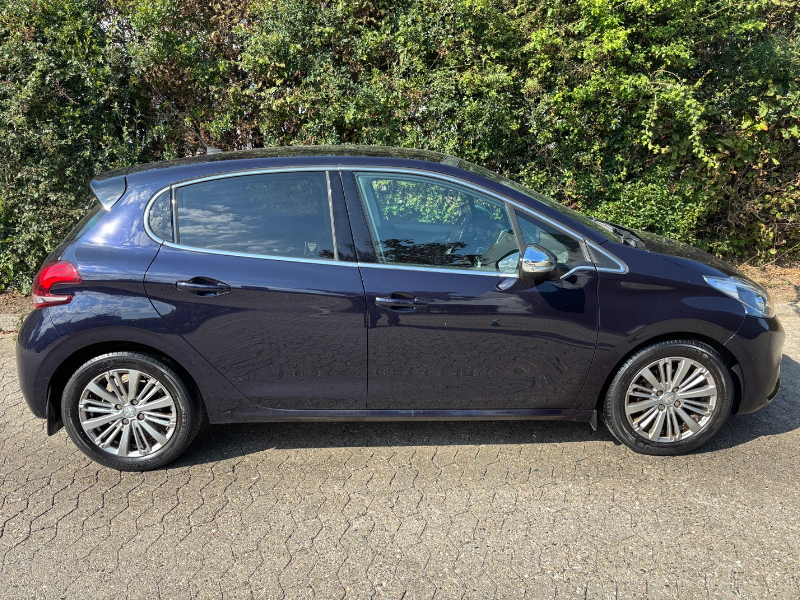 undefined Peugeot 208 fra 2018