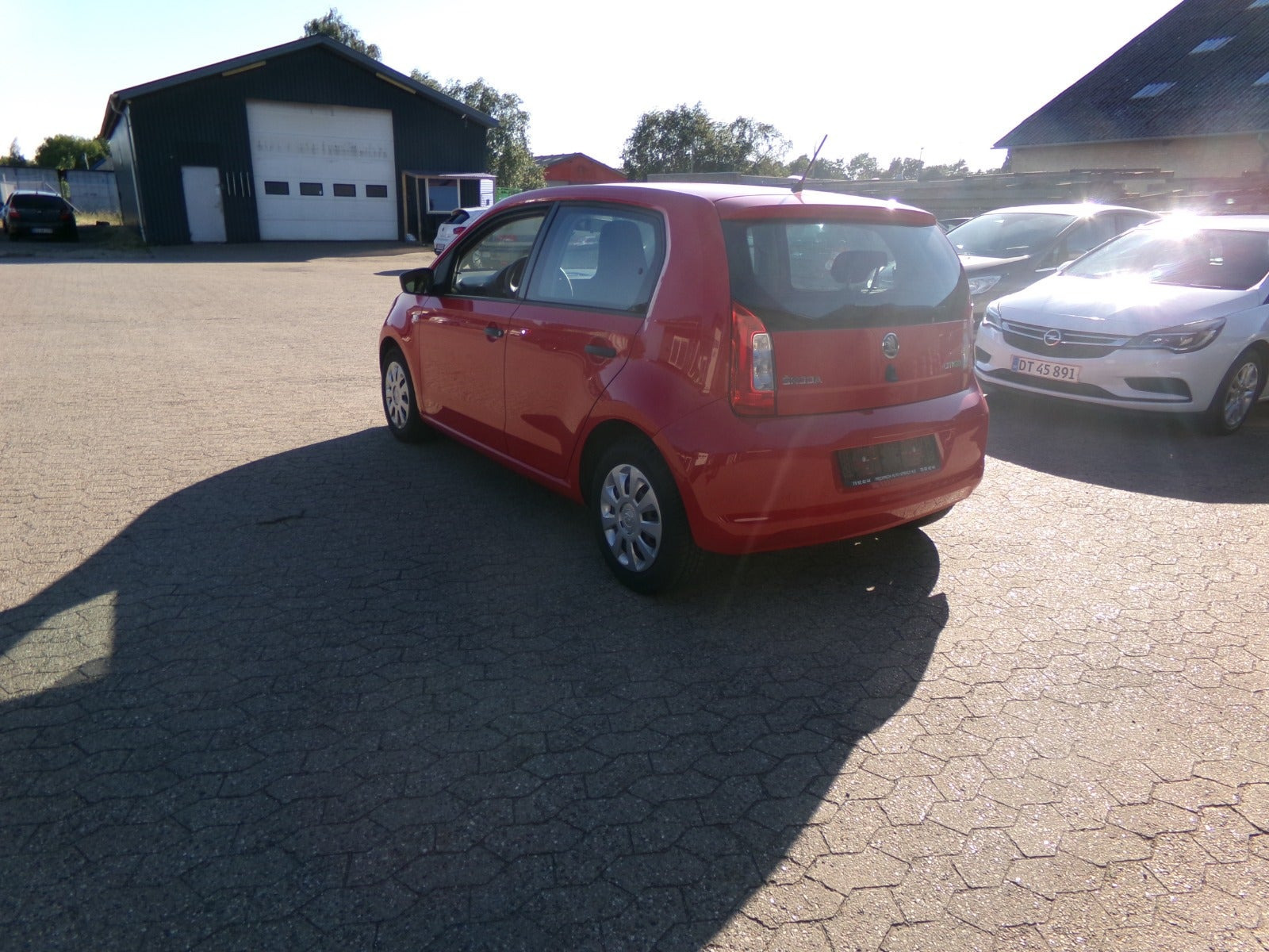 Rød Skoda Citigo fra 2016