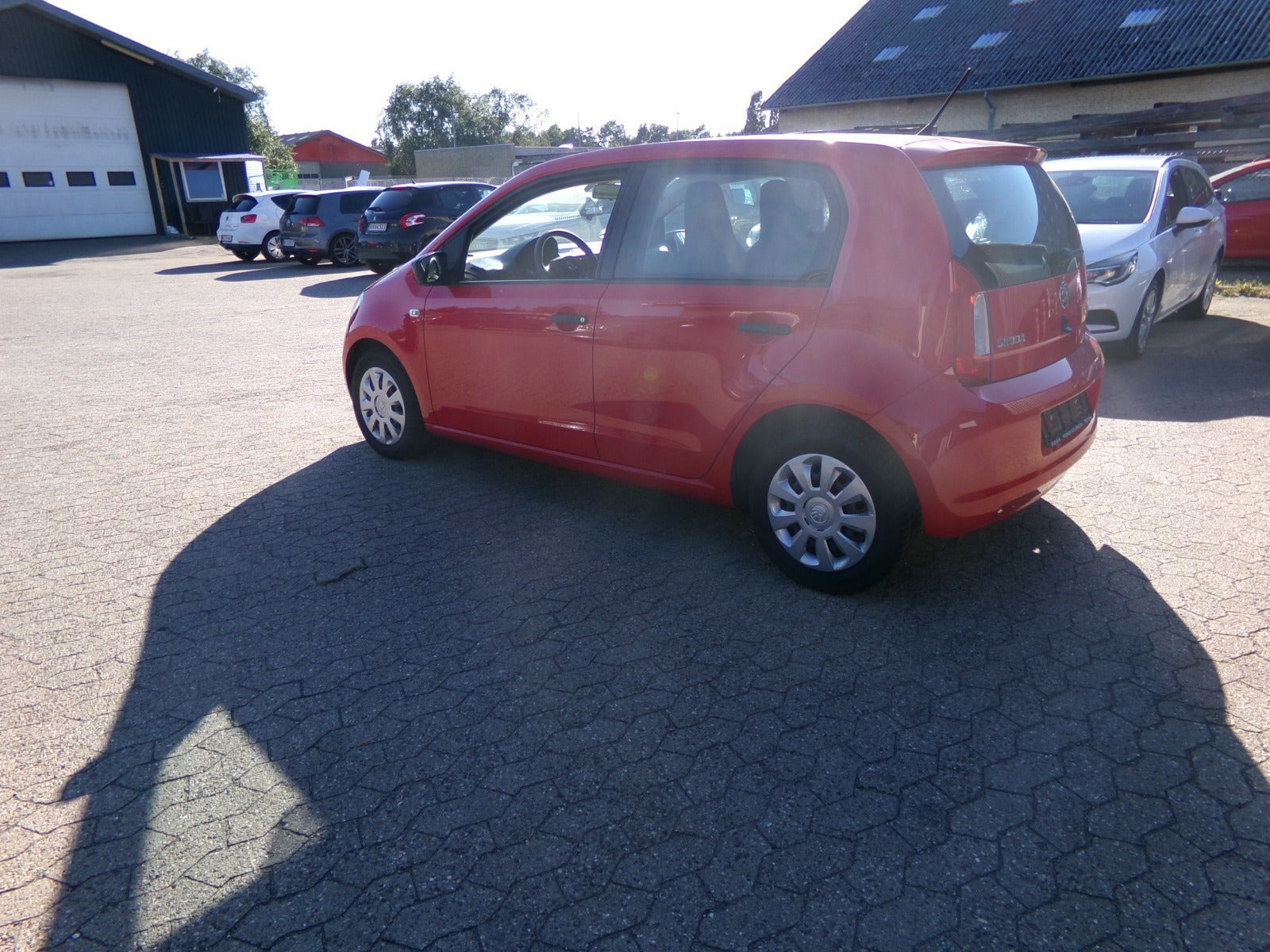 Rød Skoda Citigo fra 2016