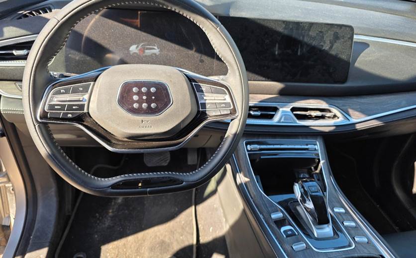 Navor E5 1,5 PHEV Rock