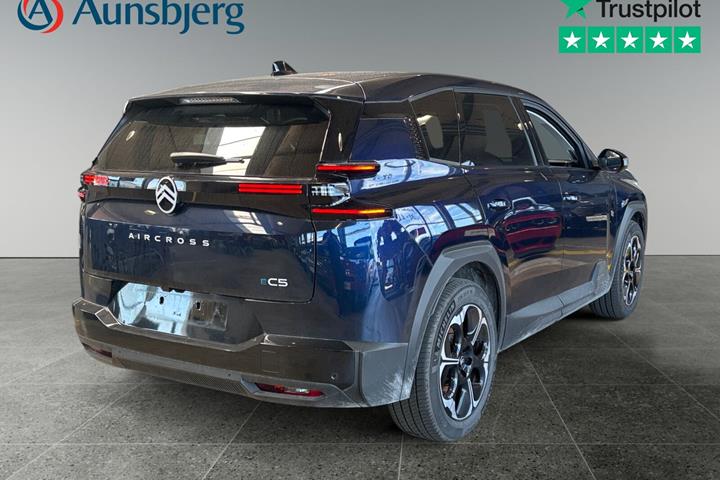Blå Citroën ë-C5 Aircross fra 2025