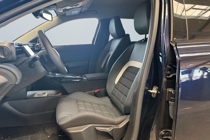 Blå Citroën ë-C5 Aircross fra 2025