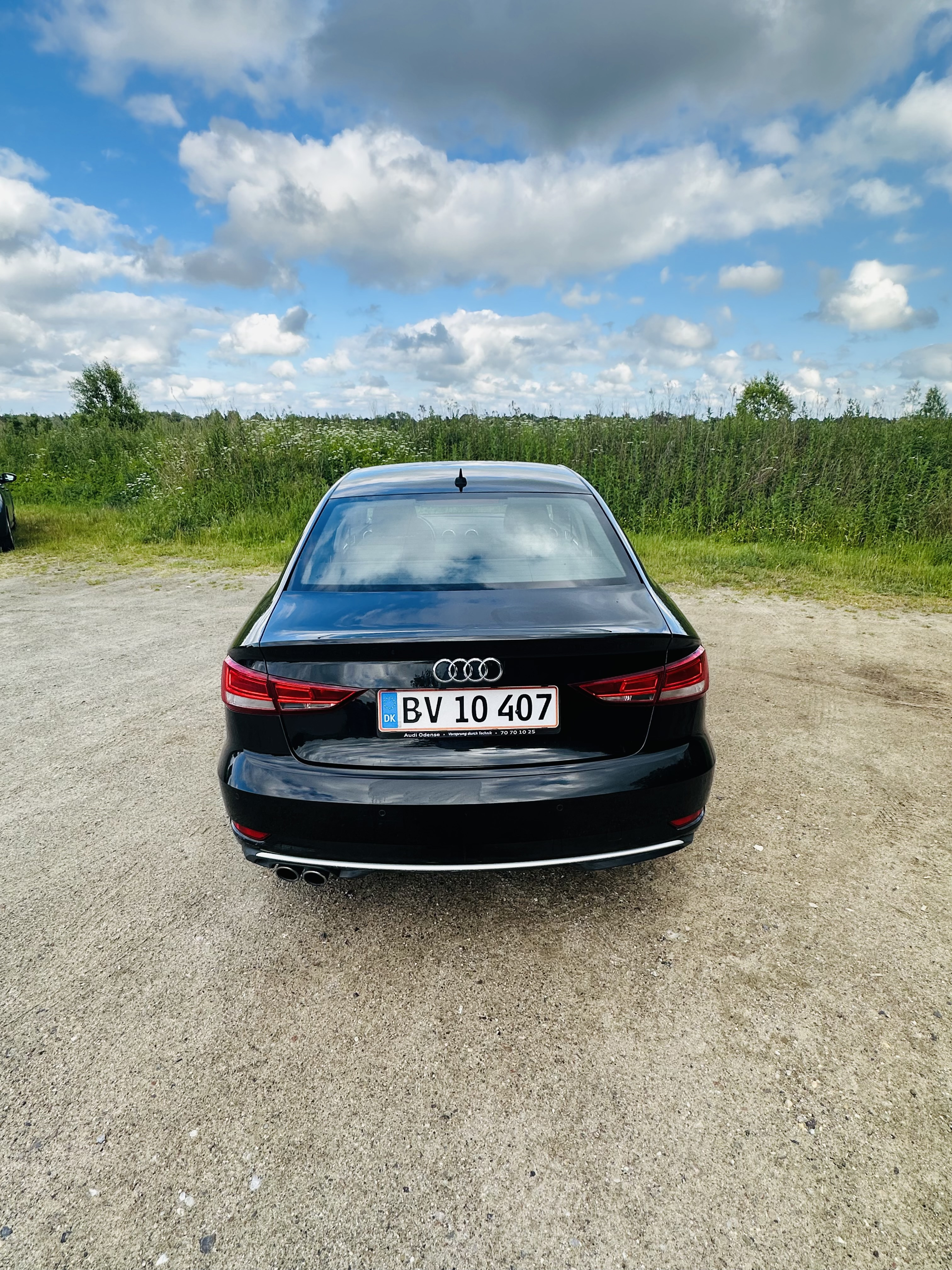 Sort Audi A3 Limousine fra 2017