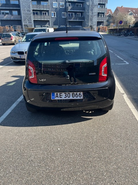 Sort VW UP! fra 2013