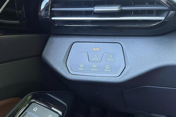 Rød VW ID.4 fra 2023