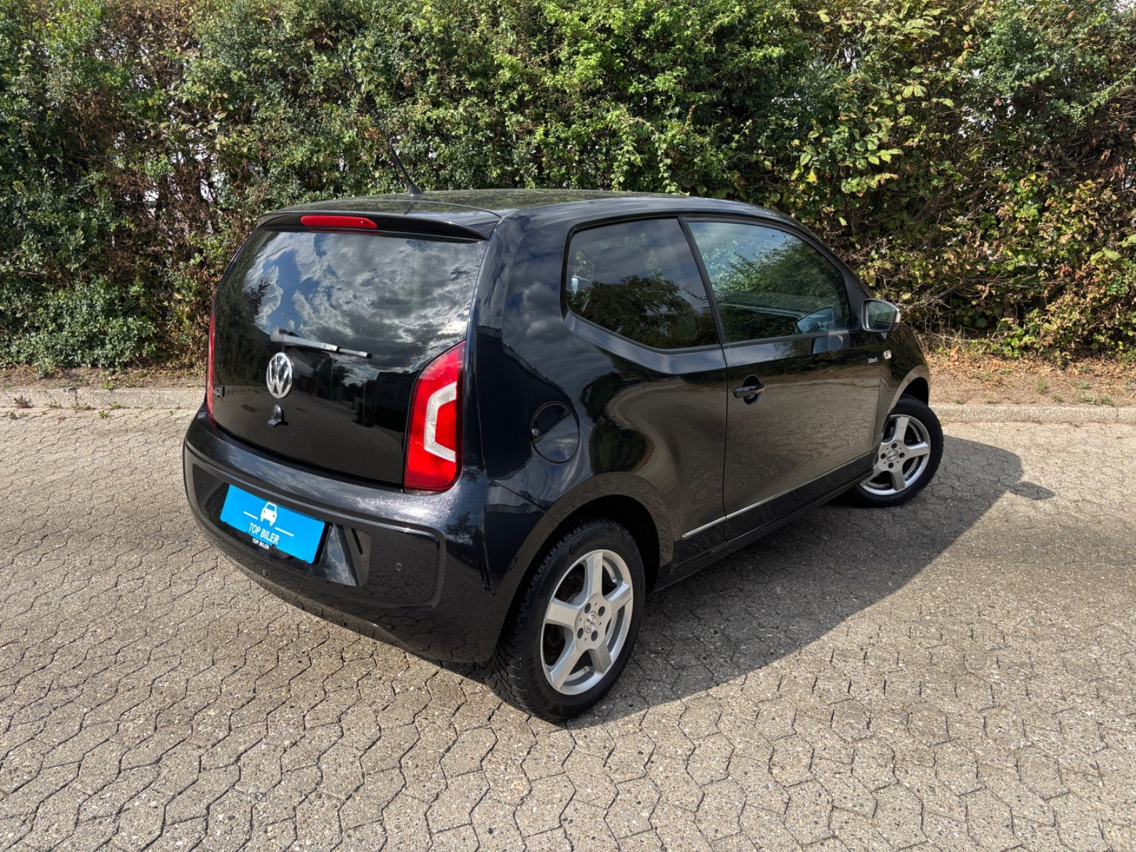 Sort VW UP! fra 2011